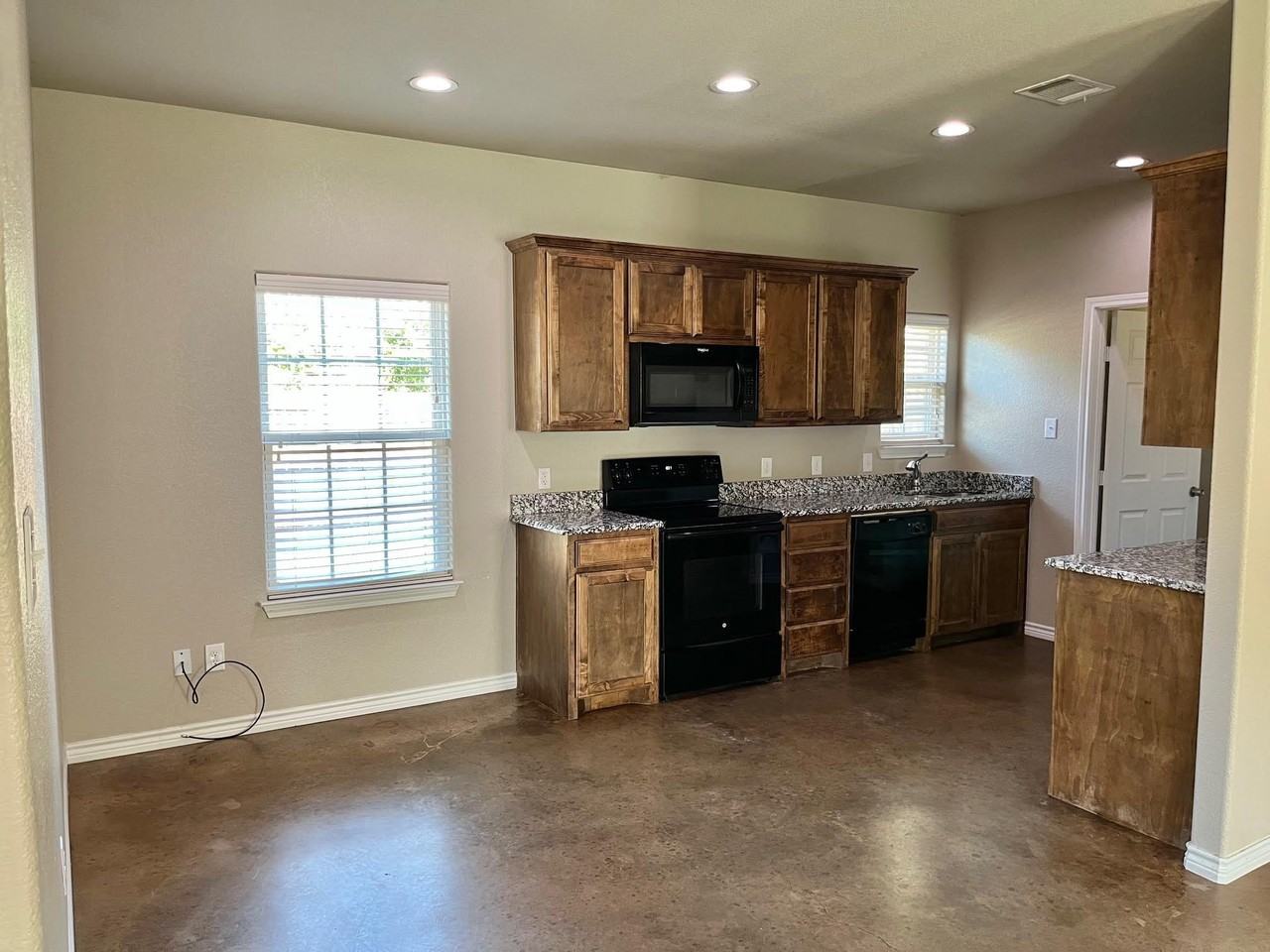 2304 County Road 314 - Photo 4 of 15