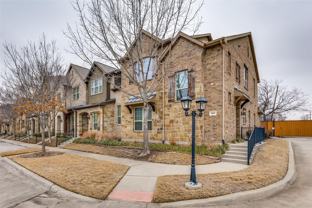 869 Rohan Dr - Photo 1 of 1