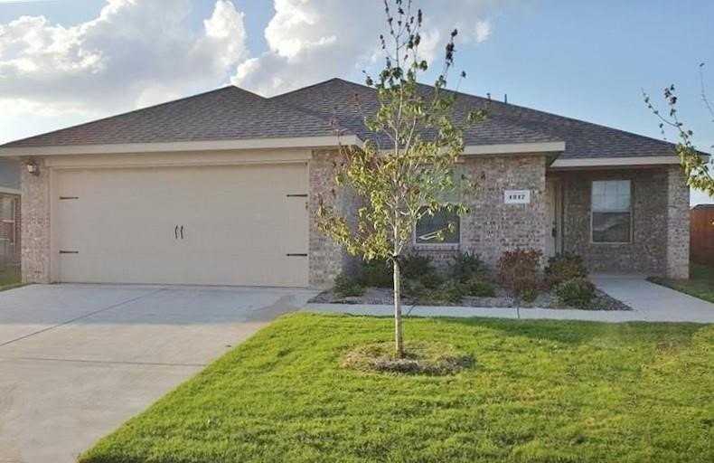 1217 River Oak Ln