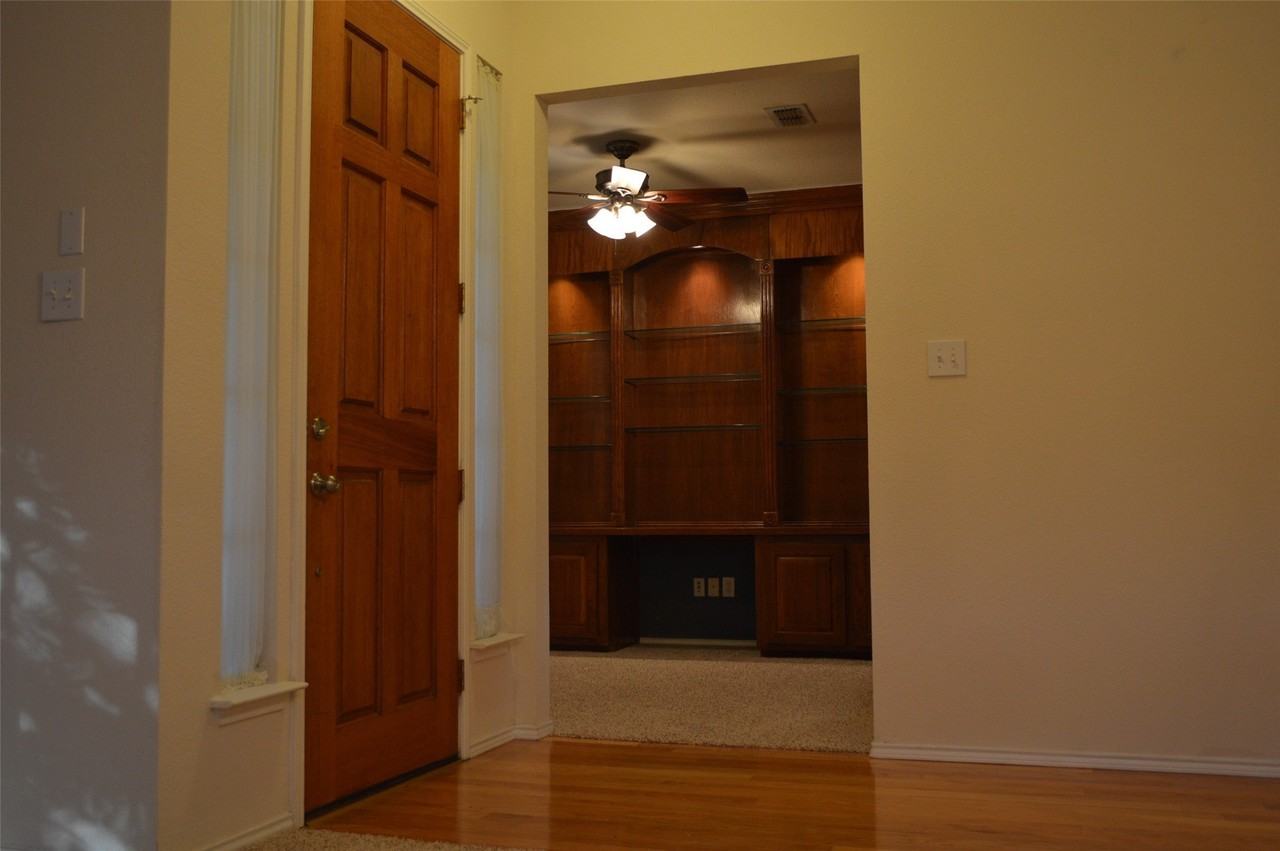 7512 Sonoma Valley Dr - Photo 3 of 14