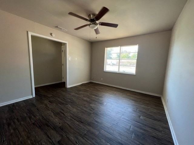 2333 Marsalis Dr - Photo 4 of 21