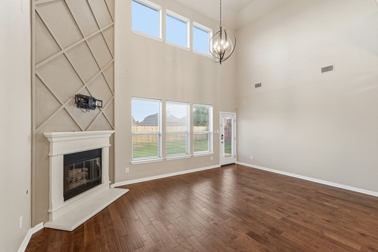 2208 Gregory Creek Dr - Photo 6 of 25