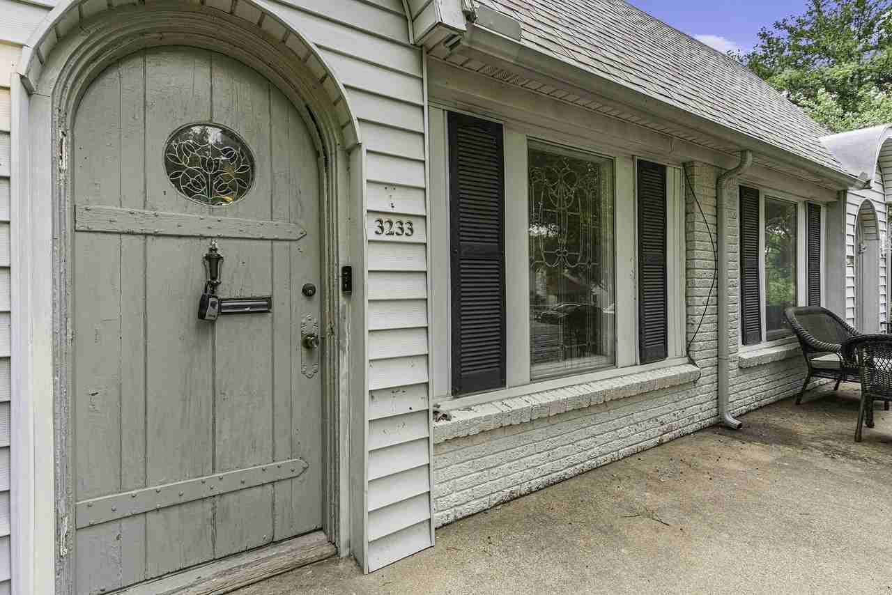 3233 Odessa Ave - Photo 6 of 23