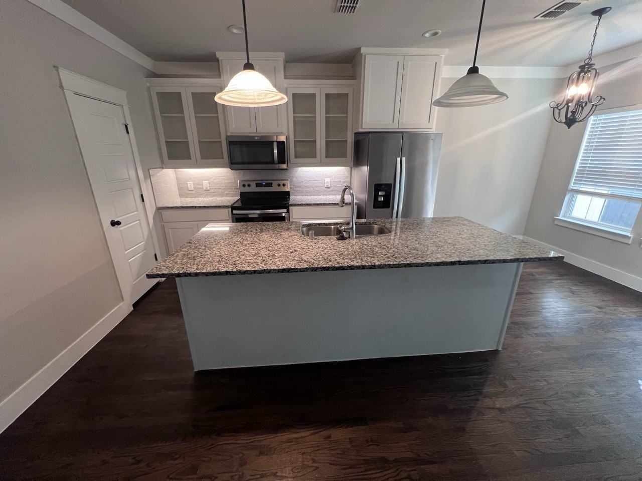 1000 N Kentucky St #B - Photo 3 of 20