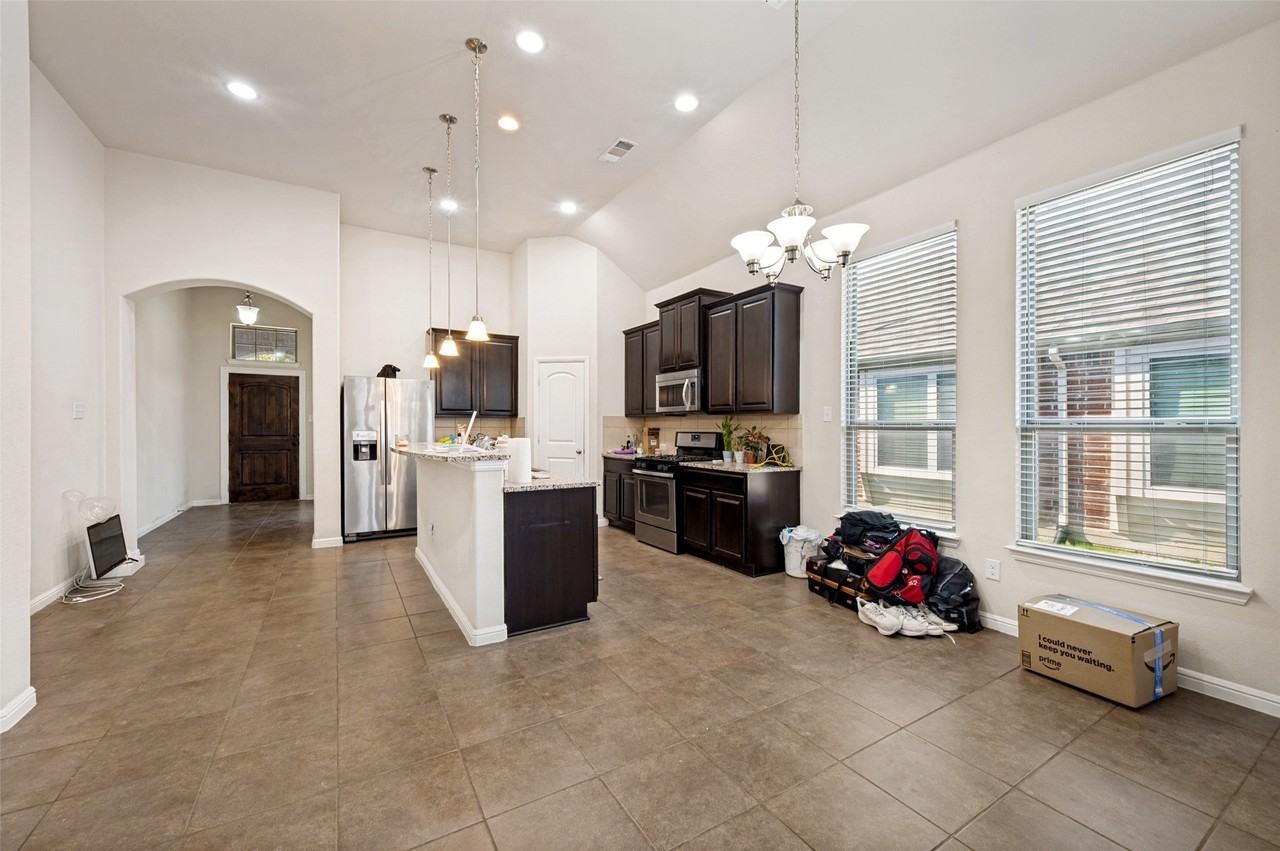 929 Green Coral Dr - Photo 5 of 25