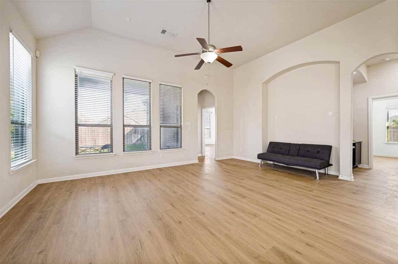 929 Green Coral Dr - Photo 7 of 25