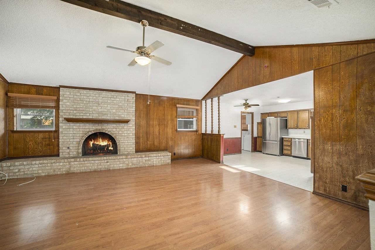 1608 San Antone Ln - Photo 3 of 18