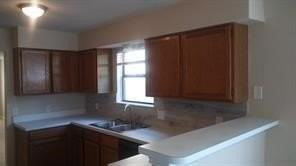 936 Ember Ln - Photo 3 of 15