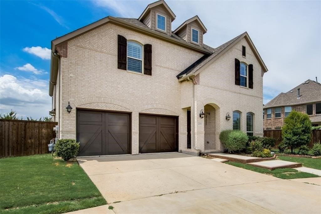 2313 Westlake Ct