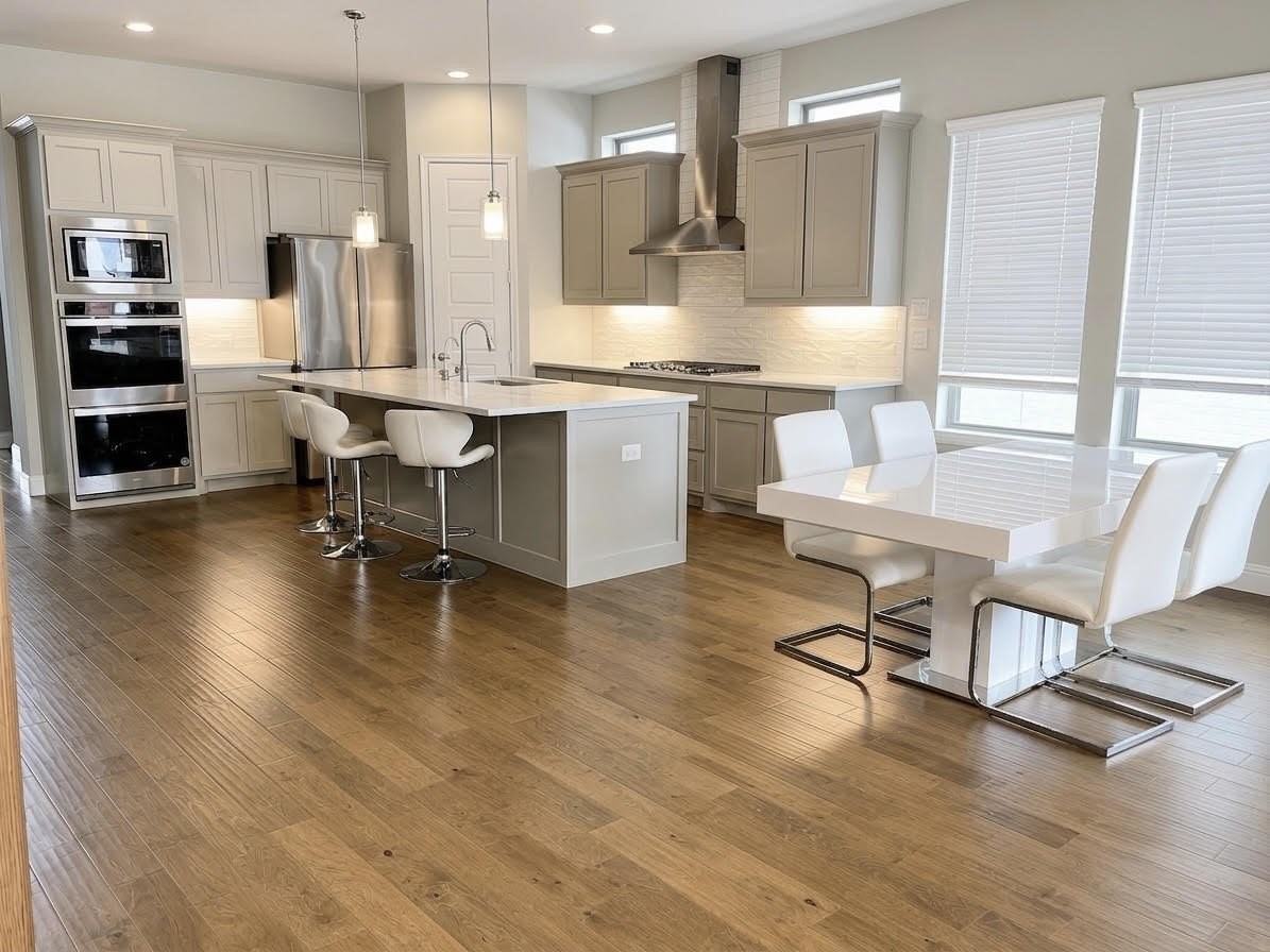 852 Belltown Dr - Photo 2 of 8