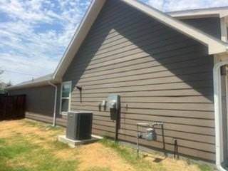 11129 Pond View Ct - Photo 5 of 13