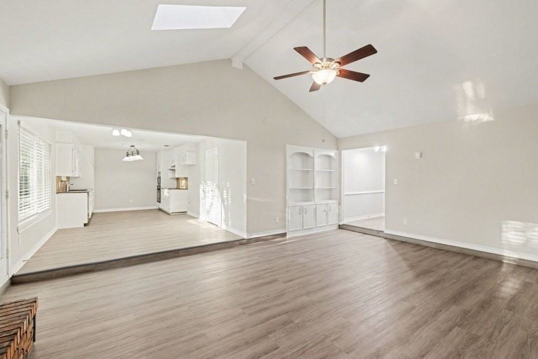 4900 Ridgeline Dr - Photo 6 of 16