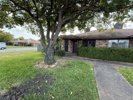 featured image of 2701 Stanford St #A