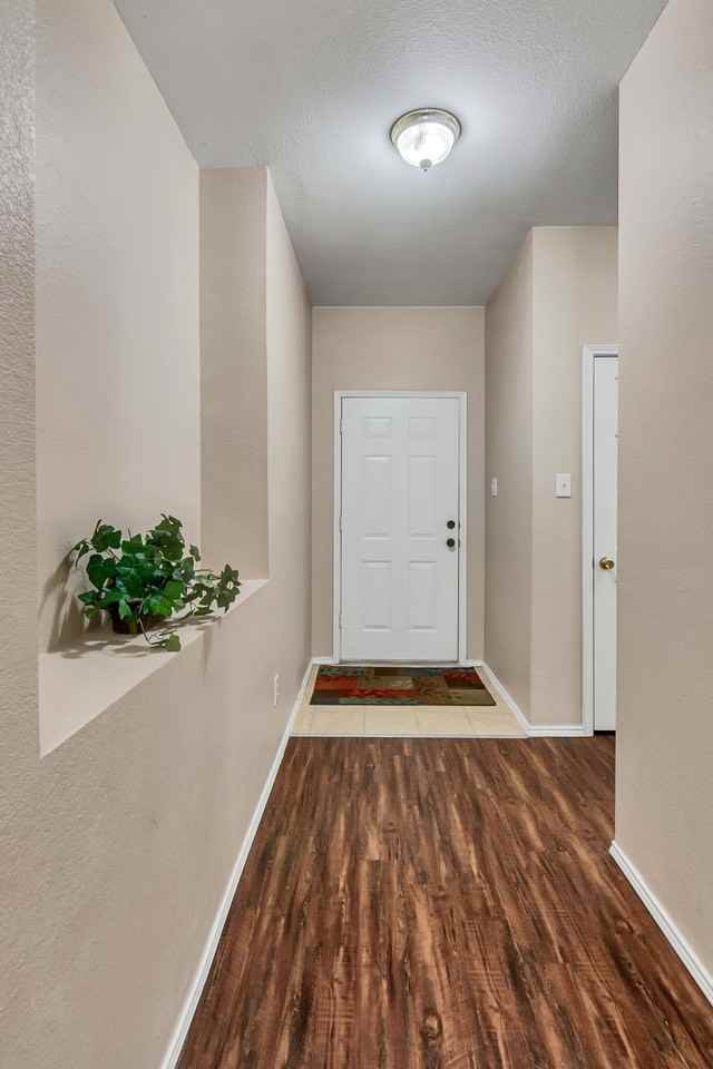 4105 Capstone Dr - Photo 5 of 28