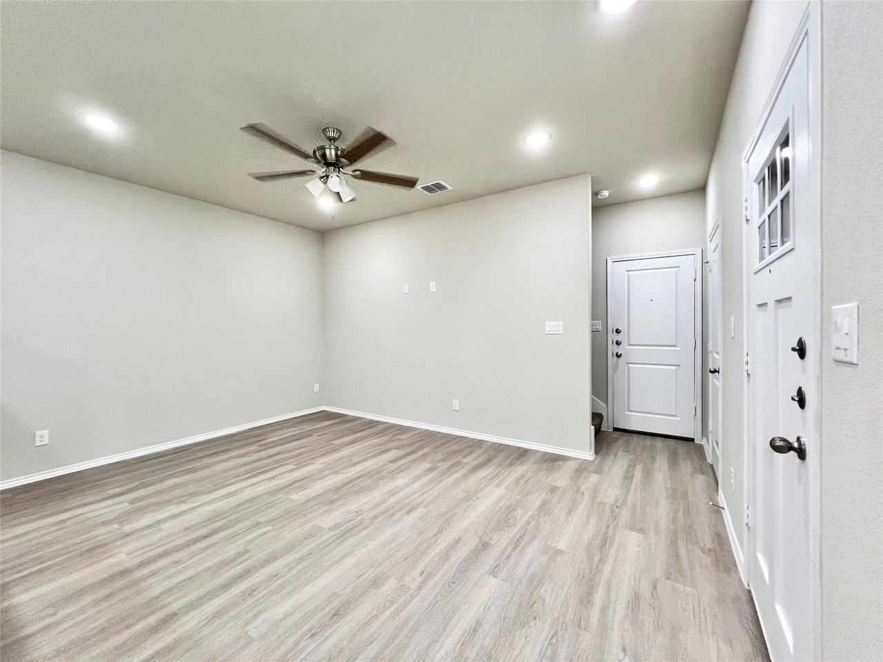 3501 E Renfro St #103