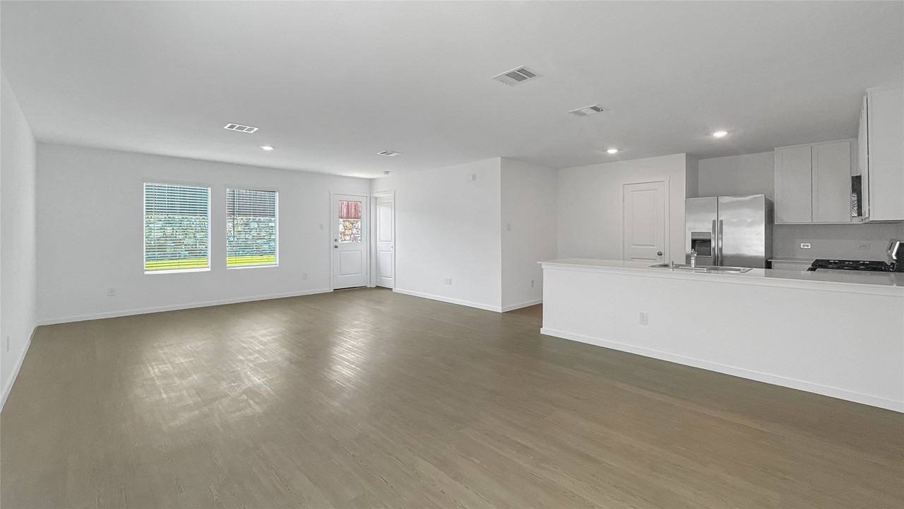 628 Haskell Dr - Photo 7 of 22