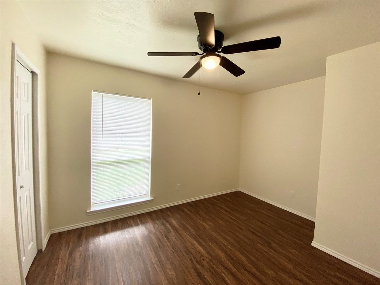 1702 Pilot Way - Photo 5 of 7