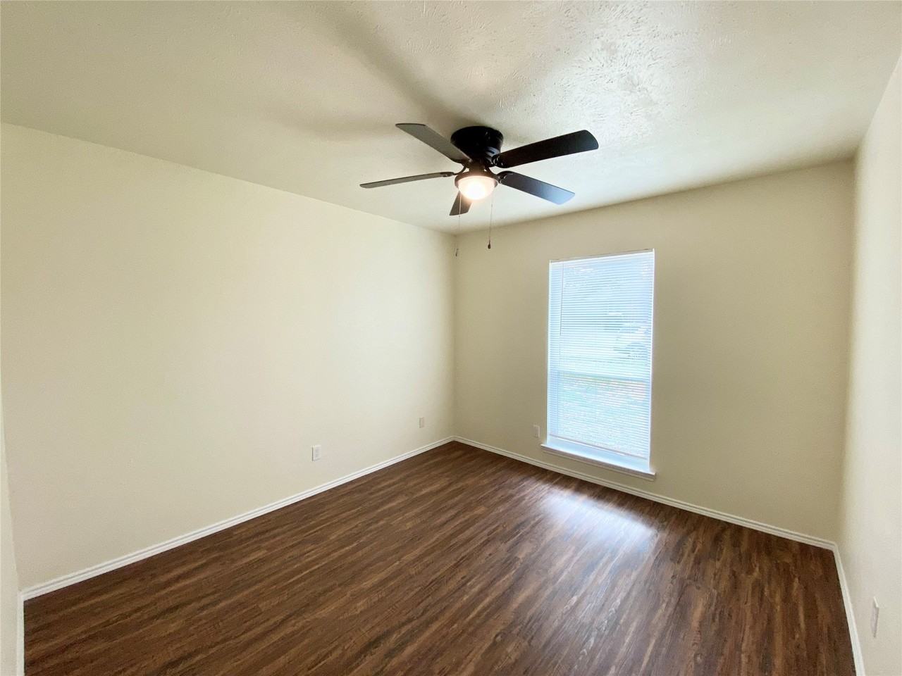 1702 Pilot Way - Photo 6 of 7