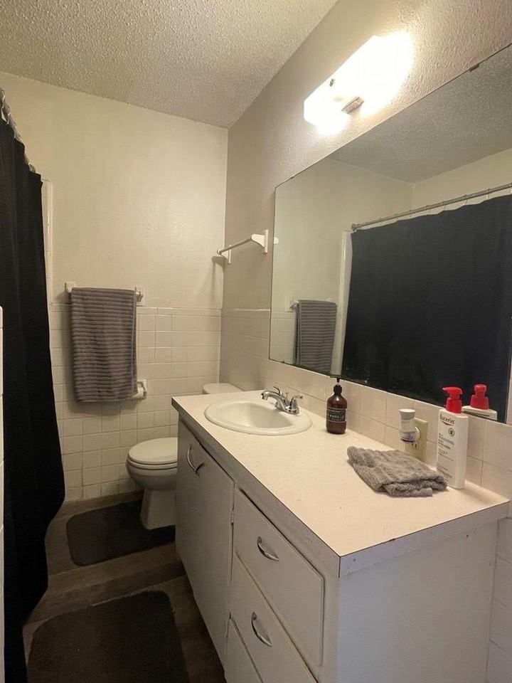 1501 N Texas Ave #B - Photo 5 of 8