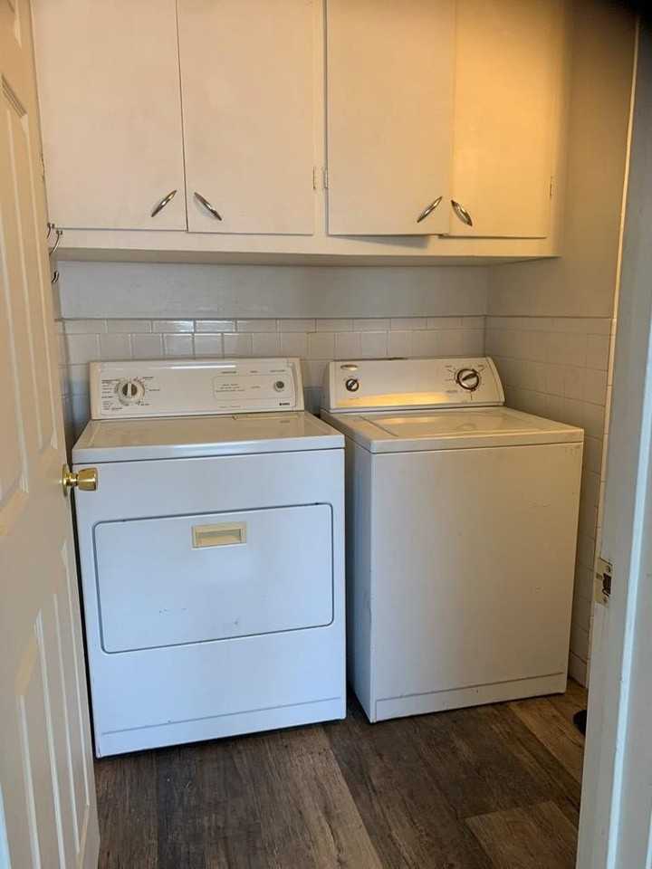 1501 N Texas Ave #B - Photo 7 of 8