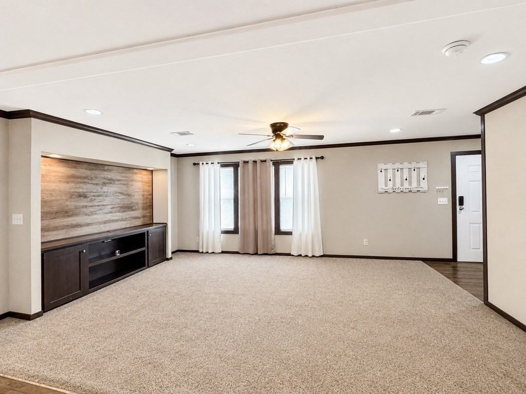 290 Private Road 322 - Photo 6 of 49