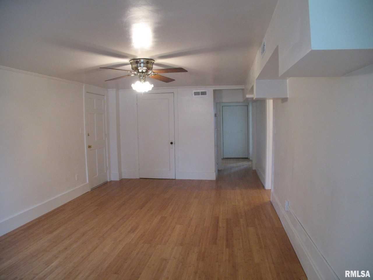 500 Ne Madison Ave #A6 - Photo 5 of 15