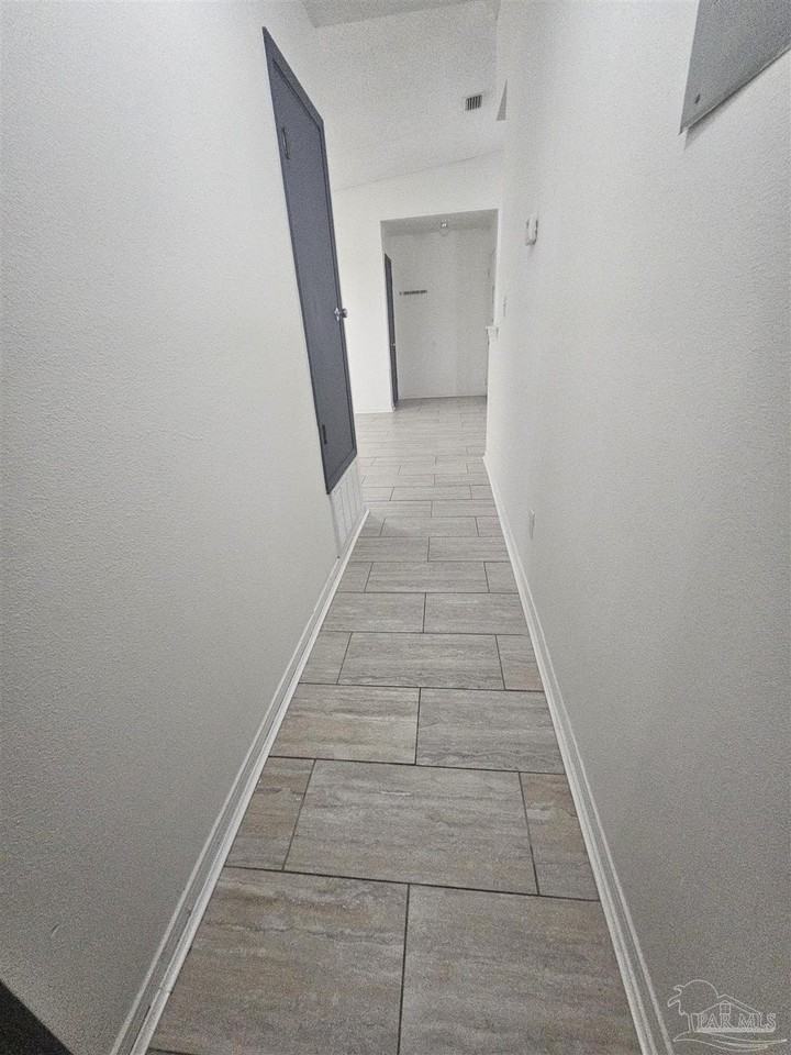 8380 Country Walk Dr #B - Photo 7 of 20
