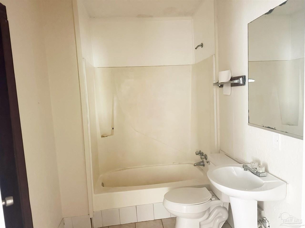 4332 Merito St #2 - Photo 4 of 4