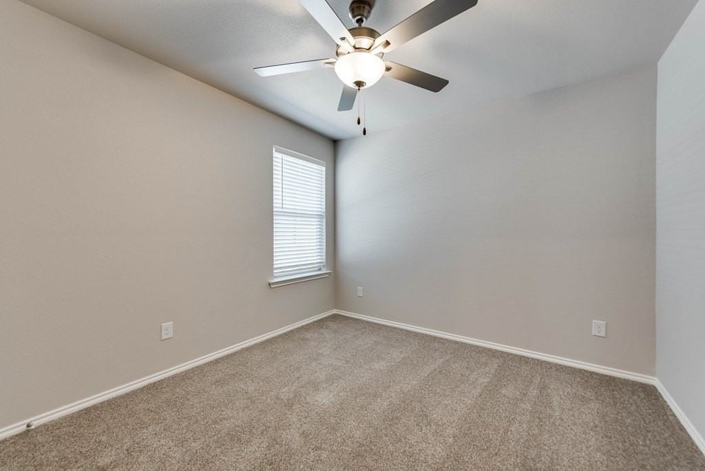 8205 S County Road 1110 - Photo 5 of 20