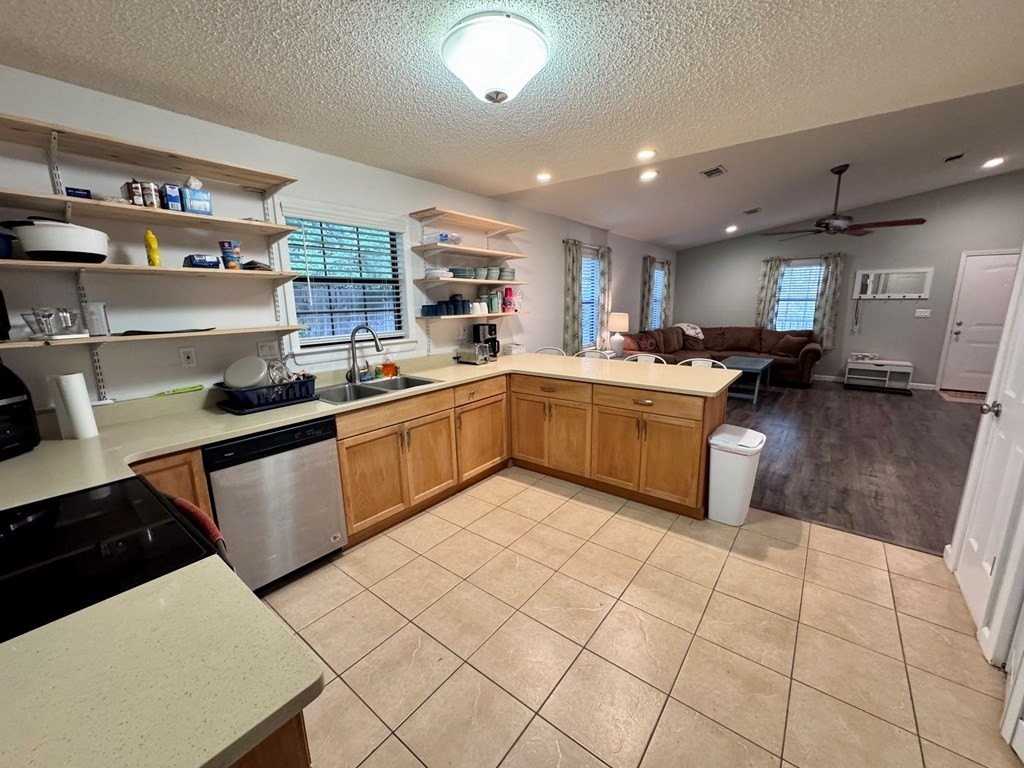 1506 Long Ave - Photo 7 of 16
