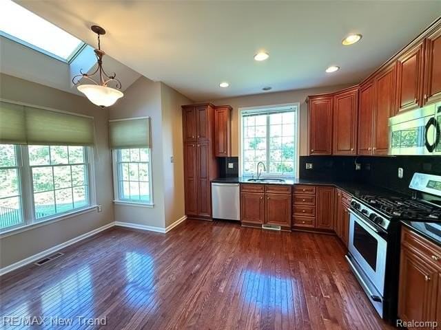 26360 Fieldstone Dr - Photo 6 of 20