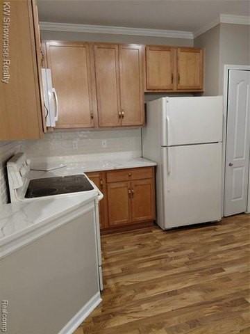 262 N Wixom Rd - Photo 3 of 12