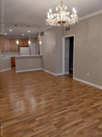 262 N Wixom Rd - Photo 6 of 12