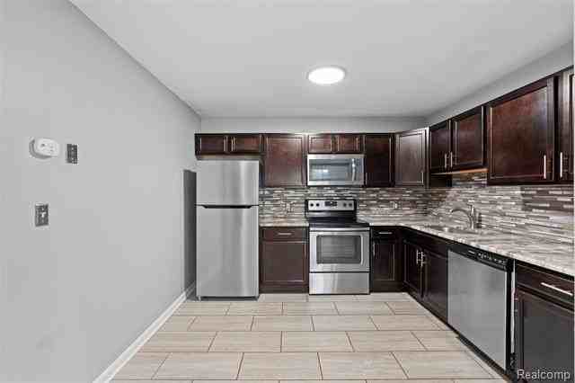 4127 Kent Rd - Photo 5 of 10