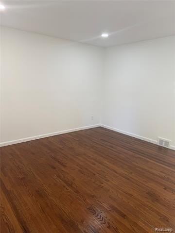 32627 Dowland Dr - Photo 3 of 14