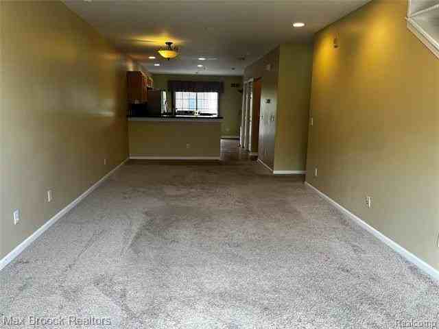 3177 Newbury Pl - Photo 5 of 34