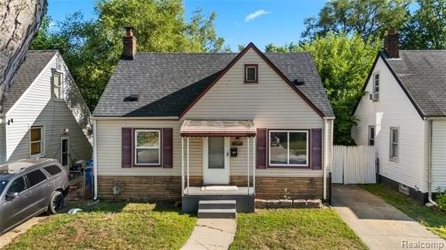 25477 Hopkins St - Photo 2 of 35