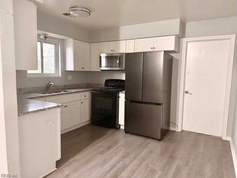 1209 Whaley Ave - Photo 5 of 12