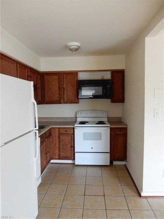 3536 E Ocean View Ave #B - Photo 5 of 11