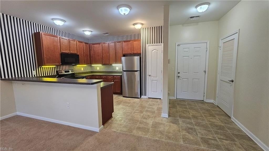 5304 Warminster Dr #203 - Photo 2 of 16
