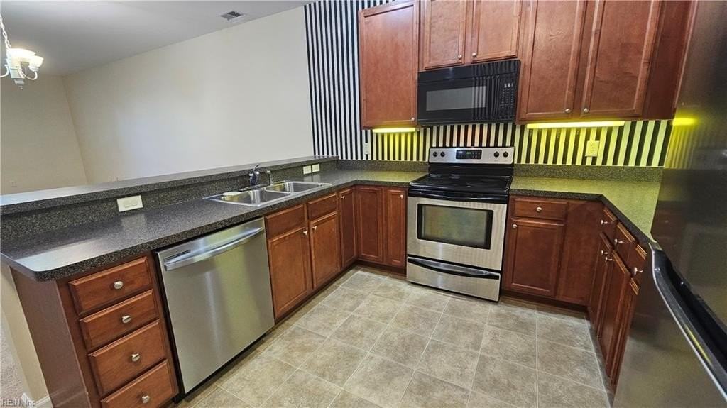 5304 Warminster Dr #203 - Photo 4 of 16