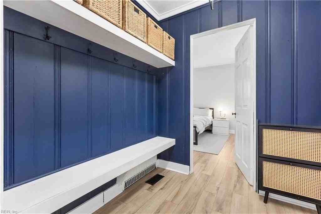 910 Baldwin Ave - Photo 4 of 43