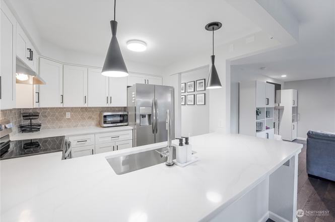 208 Mt Park Blvd Sw #1 - Photo 3 of 19