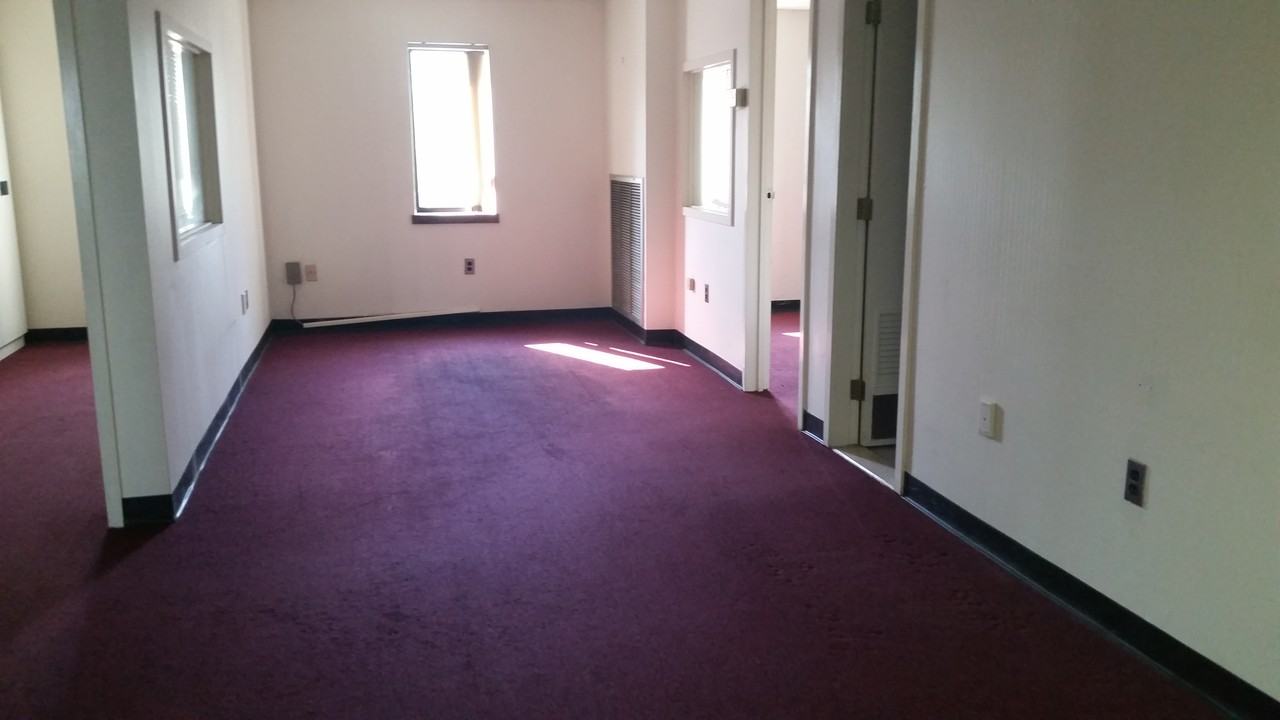 232 Main St - Photo 3 of 5