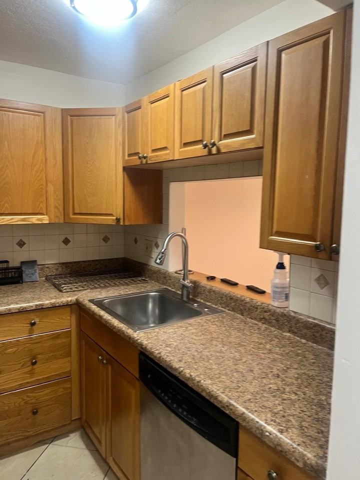 2900 Nw 47th Ter #105B - Photo 7 of 10