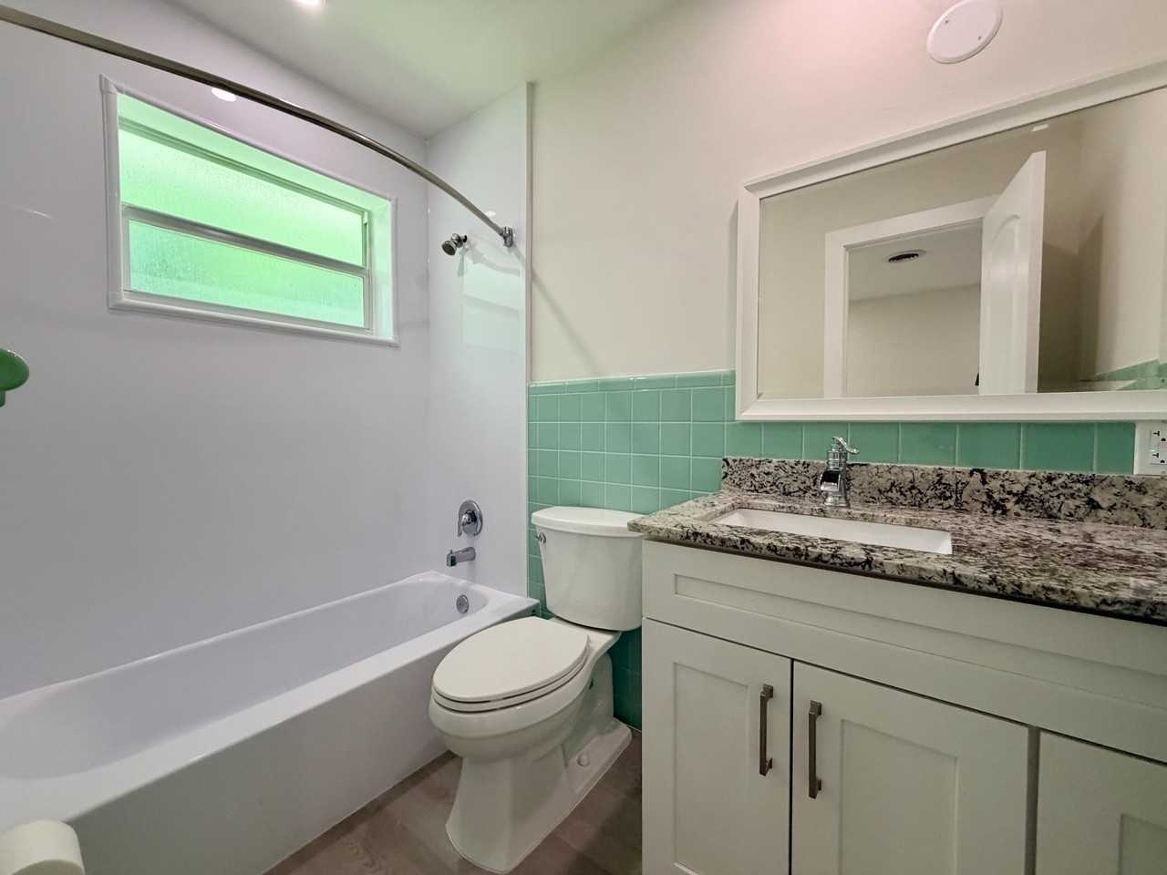 2020 Ne 56th Ct #2 - Photo 6 of 10