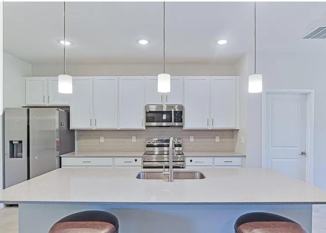 951 Sareta St Se - Photo 4 of 9