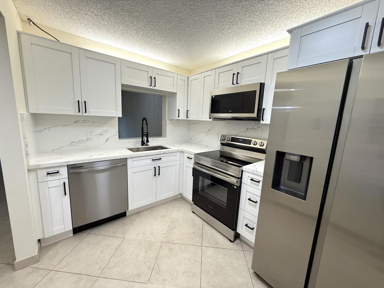 6649 Somerset Dr #205 - Photo 7 of 23