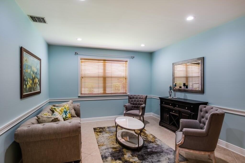 3690 Old Lighthouse Cir - Photo 4 of 28