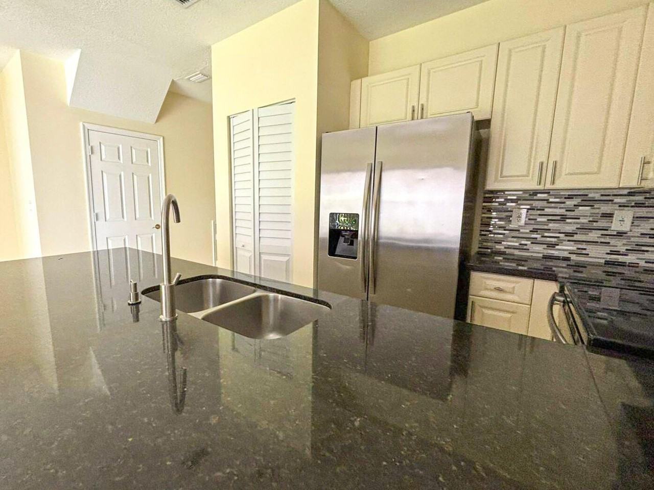 3118 Coral Ridge Dr #3118 - Photo 5 of 34